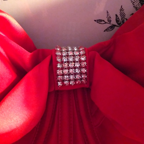 NWT FREE box/Victoria Secret bralette bustier GREAT for a CHRISTMAS gift!! - Picture 4 of 8